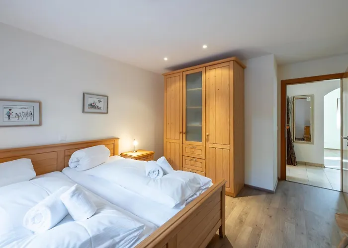 Crastuoglia 855-1 Apartamento *