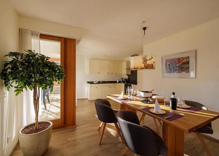 Crastuoglia 855-1 Apartamento